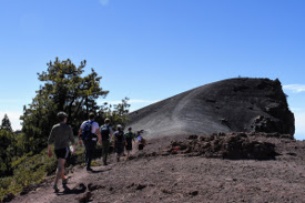 ING and NOT students hiking in La Palma